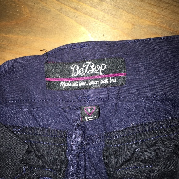 Shorts - Picture 3 of 3